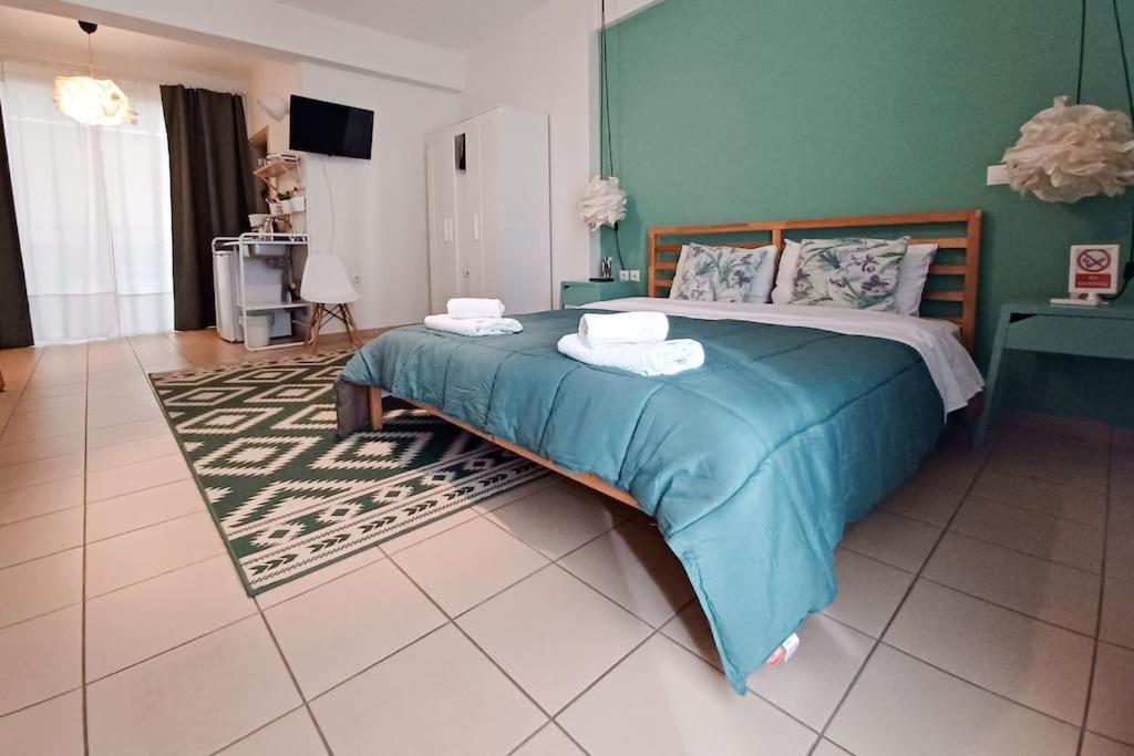 Comfy City Hideaway Каламата Екстериор снимка