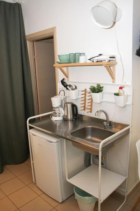 Comfy City Hideaway Каламата Екстериор снимка